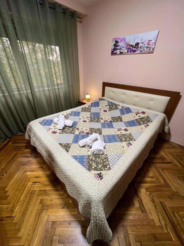 Entire Apartment, In The Center Apartamento Tirana