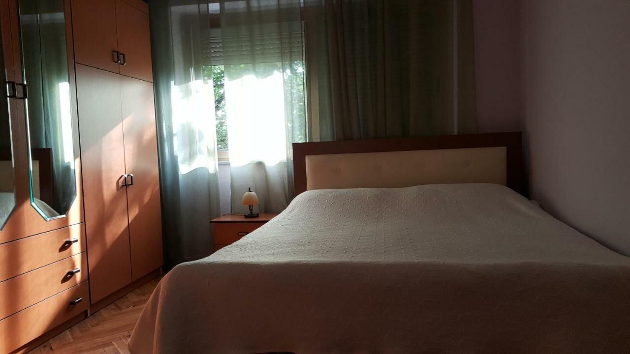Apartment Entire Apartment, In The Center Tirana