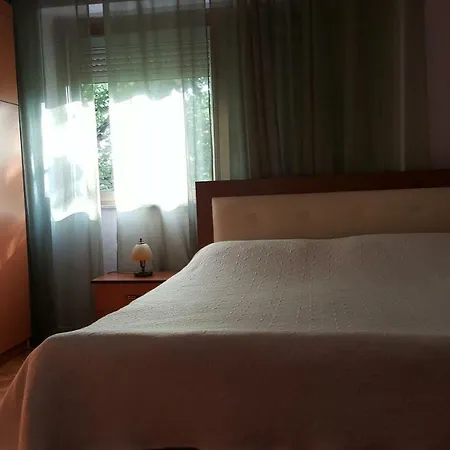 Entire Nice Apartment, In The Center Tirana Exterior photo